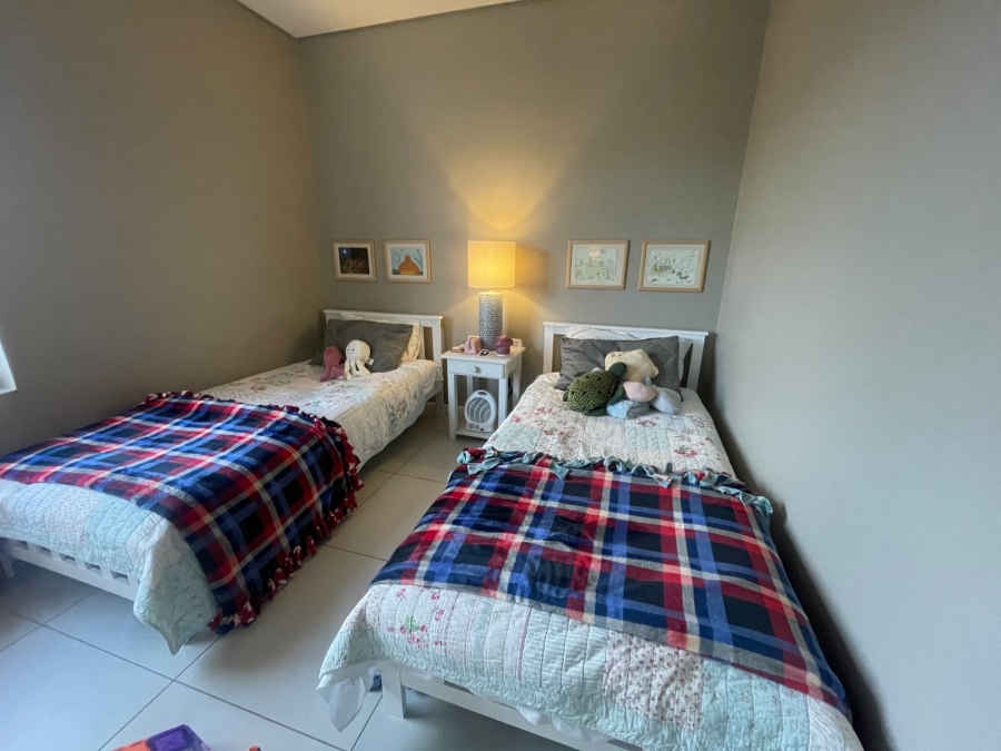 To Let 3 Bedroom Property for Rent in Somerset Lakes Western Cape